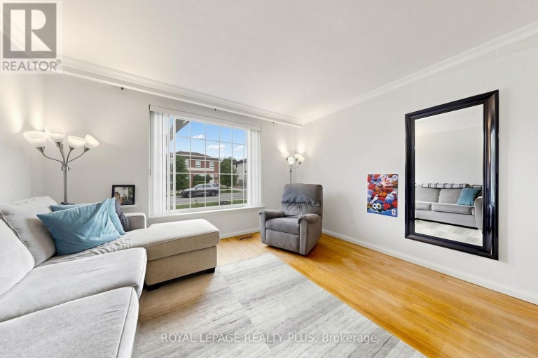 2359 BROOKHURST ROAD, Mississauga (Clarkson), Ontario, L5J1R1