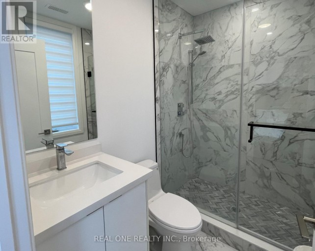 UNIT 5 - 25 DERVOCK CRESCENT, Toronto (Bayview Village), Ontario, M2K0G7