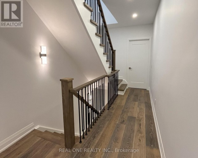 UNIT 5 - 25 DERVOCK CRESCENT, Toronto (Bayview Village), Ontario, M2K0G7