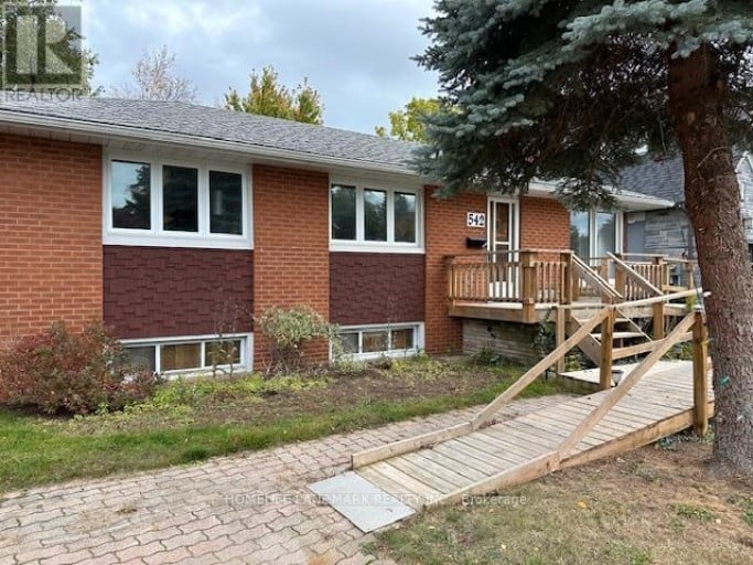 542 WINGROVE CRESCENT, Oakville (WO West), Ontario, L6L4R6