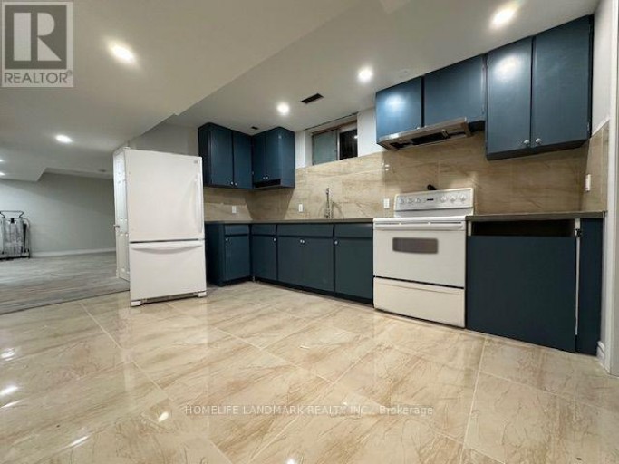 542 WINGROVE CRESCENT, Oakville (WO West), Ontario, L6L4R6