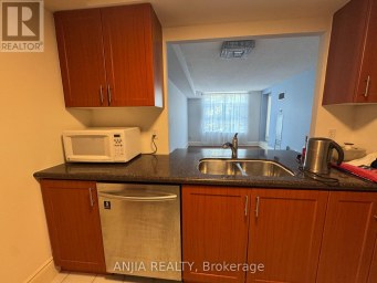 211 - 75 YORK MILLS ROAD Toronto (Bridle Path-Sunnybrook-York Mills) Ontario photo 12