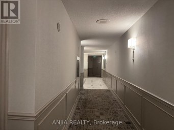 211 - 75 YORK MILLS ROAD Toronto (Bridle Path-Sunnybrook-York Mills) Ontario photo 5