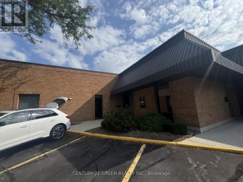 13 - 250 WYECROFT ROAD Oakville (QE Queen Elizabeth) Ontario photo 2