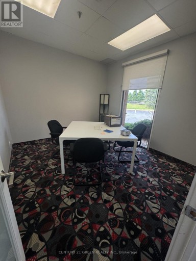 13 - 250 WYECROFT ROAD, Oakville (QE Queen Elizabeth), Ontario, L6K3T7