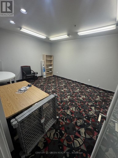 13 - 250 WYECROFT ROAD, Oakville (QE Queen Elizabeth), Ontario, L6K3T7