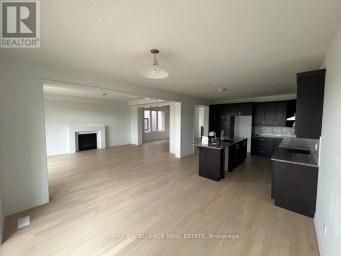 146 FORESTWALK STREET Kitchener Ontario photo 4
