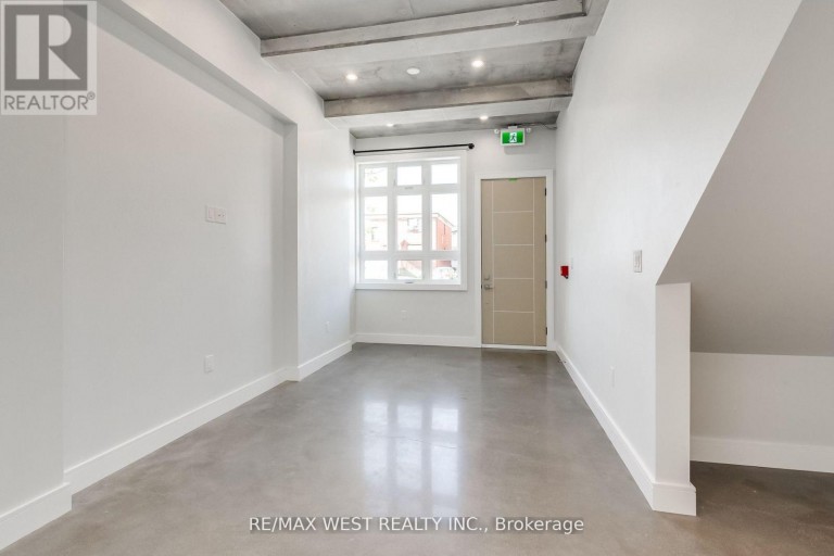 1 - 1745 KEELE STREET, Toronto (Keelesdale-Eglinton West), Ontario, M6M3W9