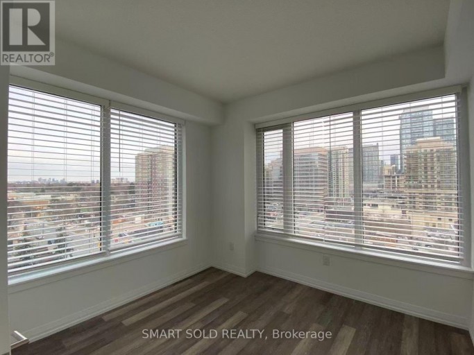 1002 - 75 CANTERBURY PLACE, Toronto (Willowdale West), Ontario, M2N0L2