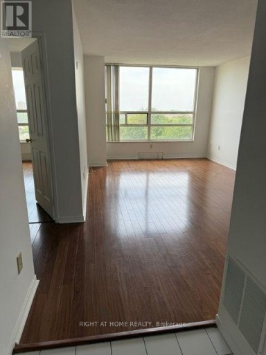 701 - 250 WEBB DRIVE, Mississauga (City Centre), Ontario, L5B3Z4