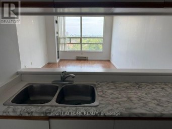 701 - 250 WEBB DRIVE Mississauga (City Centre) Ontario photo 9