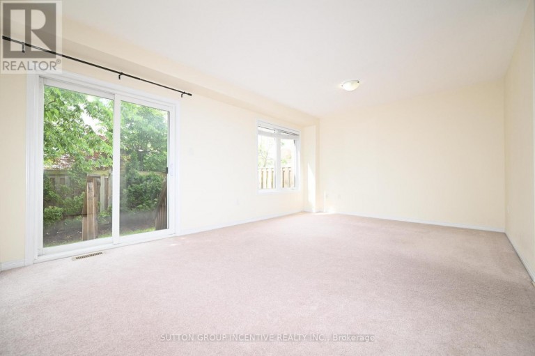 29 - 90 SOVEREIGN'S GATE, Barrie (Innis-Shore), Ontario, L4N0Y9