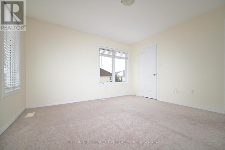 29 - 90 SOVEREIGN'S GATE, Barrie (Innis-Shore), Ontario, L4N0Y9