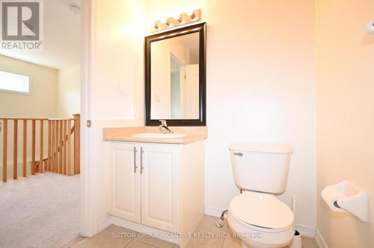 29 - 90 SOVEREIGN'S GATE, Barrie (Innis-Shore), Ontario, L4N0Y9