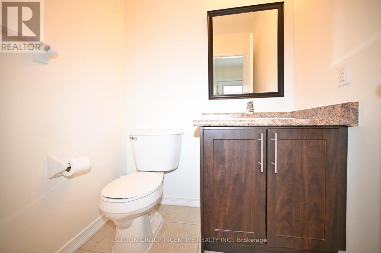 29 - 90 SOVEREIGN'S GATE, Barrie (Innis-Shore), Ontario, L4N0Y9