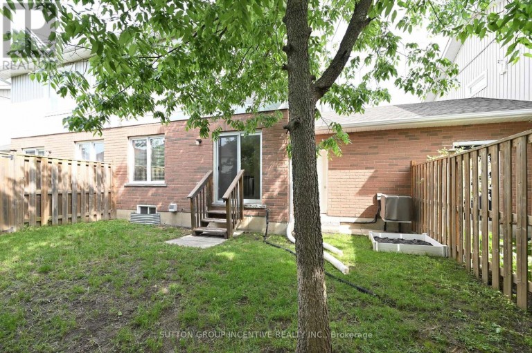 29 - 90 SOVEREIGN'S GATE, Barrie (Innis-Shore), Ontario, L4N0Y9