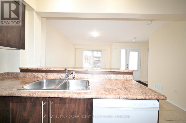29 - 90 SOVEREIGN'S GATE, Barrie (Innis-Shore), Ontario, L4N0Y9