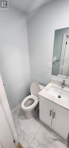 ROOM1 - 45 PINEWAY BOULEVARD, Toronto (Bayview Woods-Steeles), Ontario, M2H1A5