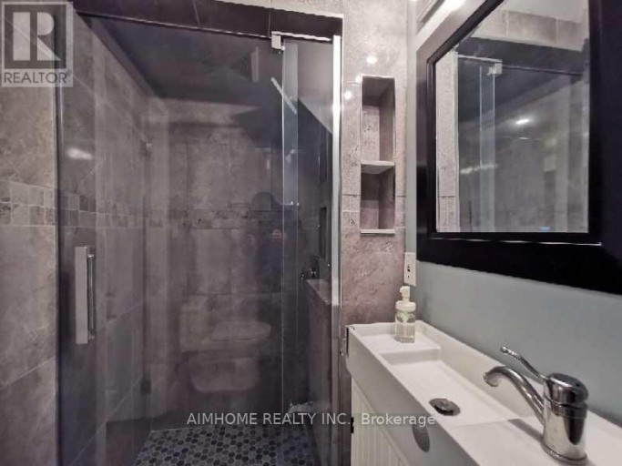 17 BOTICELLI WAY, Vaughan (Vellore Village), Ontario, L4H0C6