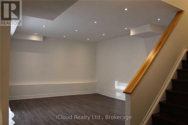 1449 ITHACA COURT Mississauga (Clarkson) Ontario photo 3