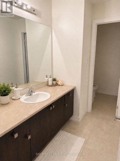 UPPER FLOOR - 163 TERRY FOX DRIVE ROAD, Barrie, Ontario, L9J0L7