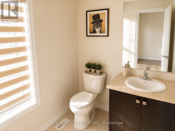 UPPER FLOOR - 163 TERRY FOX DRIVE ROAD, Barrie, Ontario, L9J0L7