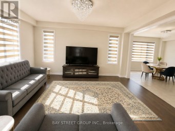 UPPER FLOOR - 163 TERRY FOX DRIVE ROAD Barrie Ontario photo 3