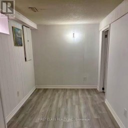 701 LEEDER COURT Newmarket (Huron Heights-Leslie Valley) Ontario photo 8