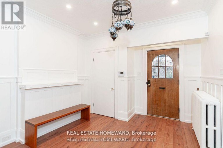 56 OAKWOOD AVENUE, Toronto (Wychwood), Ontario, M6H2V6