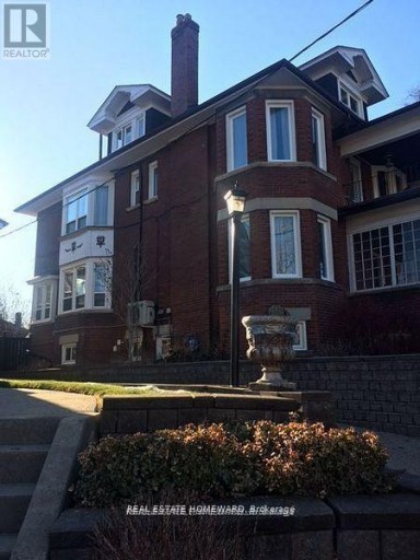 56 OAKWOOD AVENUE, Toronto (Wychwood), Ontario, M6H2V6