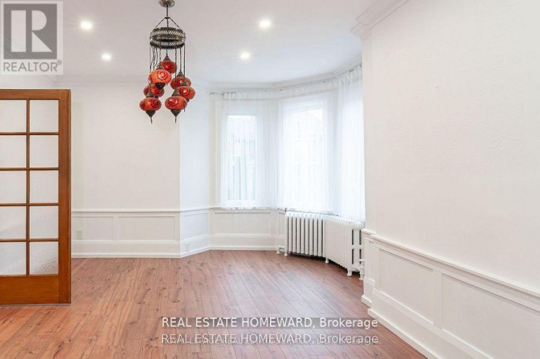56 OAKWOOD AVENUE, Toronto (Wychwood), Ontario, M6H2V6