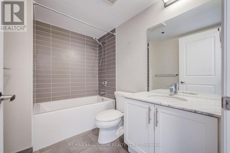 611 - 5001 CORPORATE DRIVE, Burlington (Uptown), Ontario, L7L0H5