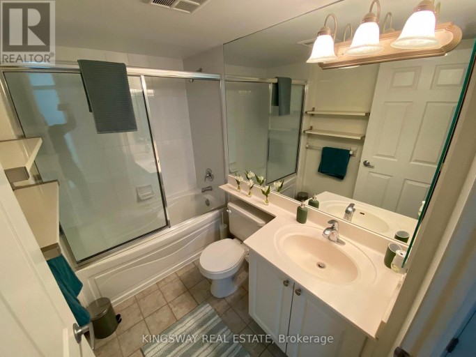2730 - 3888 DUKE OF YORK BOULEVARD, Mississauga (City Centre), Ontario, L5B4P5