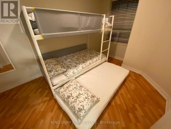2730 - 3888 DUKE OF YORK BOULEVARD Mississauga (City Centre) Ontario photo 3