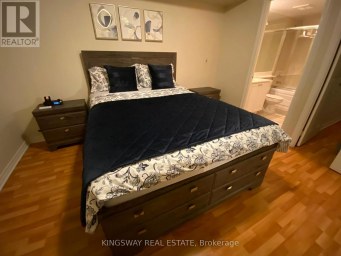 2730 - 3888 DUKE OF YORK BOULEVARD Mississauga (City Centre) Ontario photo 4