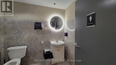 1 - 1200 HIGHWAY  7 Vaughan (Patterson) Ontario photo 24