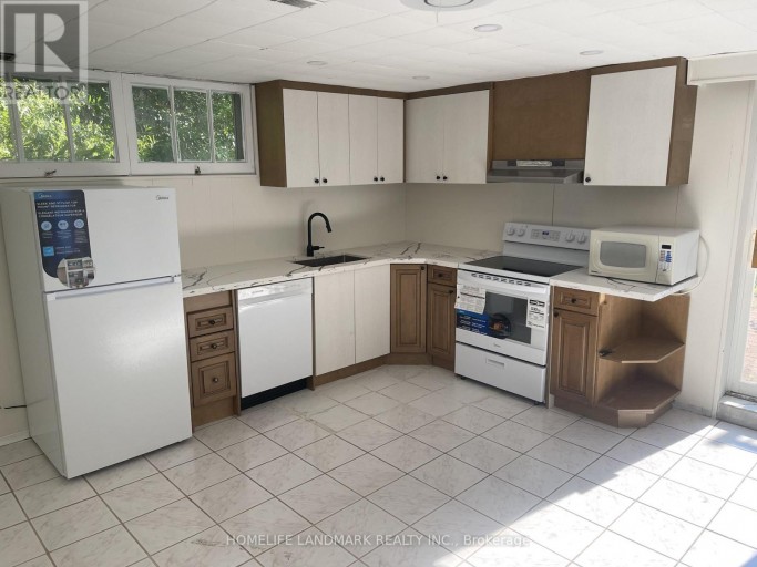 BASEMENT - 74 VALENTINE DRIVE, Toronto (Parkwoods-Donalda), Ontario, M3A3J8