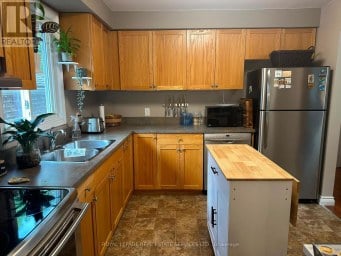 UPPER - 172 QUEEN STREET New Tecumseth (Alliston) Ontario photo 8