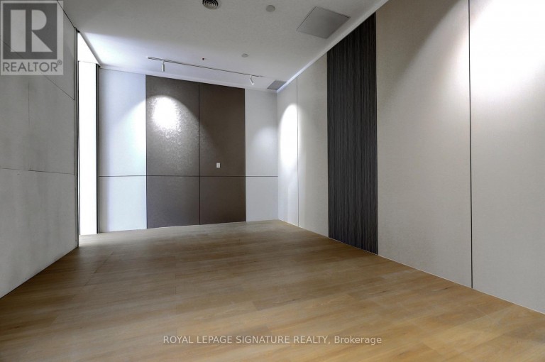 D - 310 STEELCASE ROAD E, Markham (Milliken Mills West), Ontario, L3R1G2