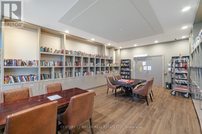 PH08 - 35 SARANAC BOULEVARD, Toronto (Englemount-Lawrence), Ontario, M6A2G4