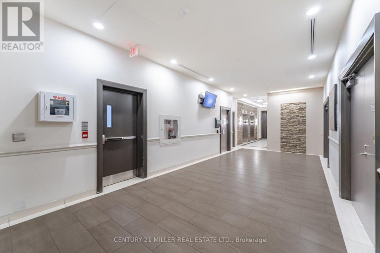 PH08 - 35 SARANAC BOULEVARD, Toronto (Englemount-Lawrence), Ontario, M6A2G4