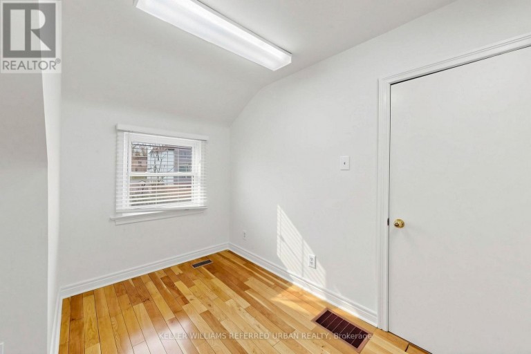 168 SHEPPARD AVENUE W, Toronto (Lansing-Westgate), Ontario, M2N1M8