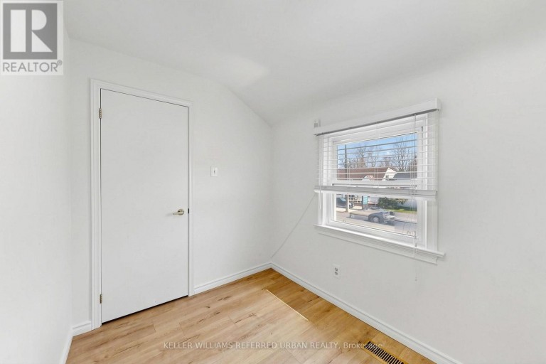 168 SHEPPARD AVENUE W, Toronto (Lansing-Westgate), Ontario, M2N1M8
