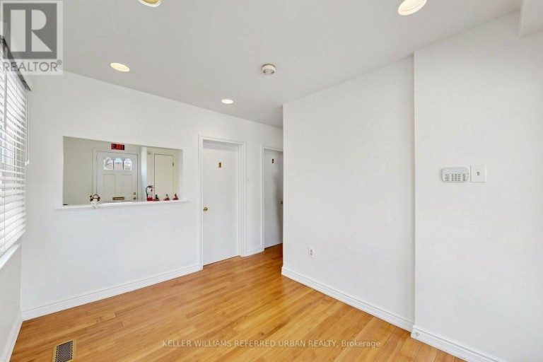 168 SHEPPARD AVENUE W, Toronto (Lansing-Westgate), Ontario, M2N1M8