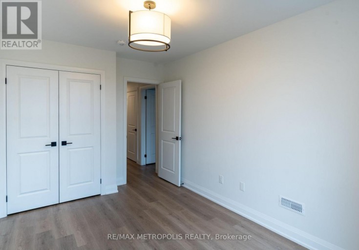 121 - 3900 SAVOY STREET, London South (South V), Ontario, N6P0E3