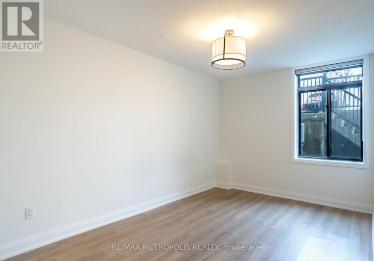 121 - 3900 SAVOY STREET, London South (South V), Ontario, N6P0E3