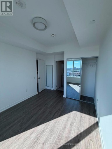 1323 - 2485 EGLINTON AVENUE W, Mississauga (Erin Mills), Ontario, L5M2V8