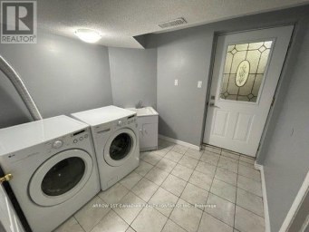 BASEMENT - 2 BEDROOM - 562 FEATHERGRASS CRESCENT Mississauga (Hurontario) Ontario photo 4