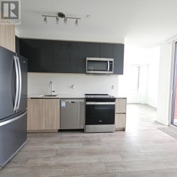 816 - 3100 KEELE STREET Toronto (Downsview-Roding-CFB) Ontario photo 4