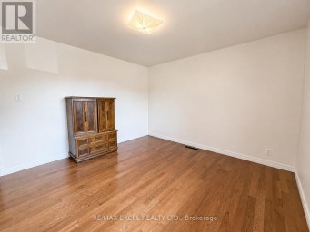 MAIN - 39 COMMONS DRIVE Toronto (Tam O'Shanter-Sullivan) Ontario photo 7